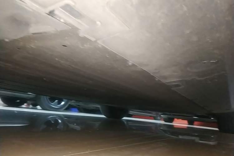Used XPeng G6 2024 580 Long-Range Plus Left Side Sill