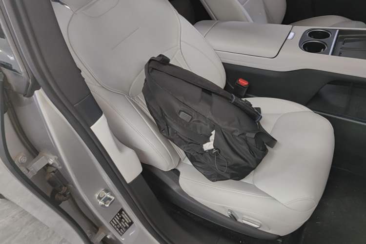 Used XPeng G6 2024 580 Long-Range Plus Right Front Seat