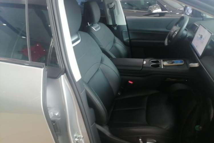 Used XPeng G6 2024 580 Long-Range Plus Right Front Seat