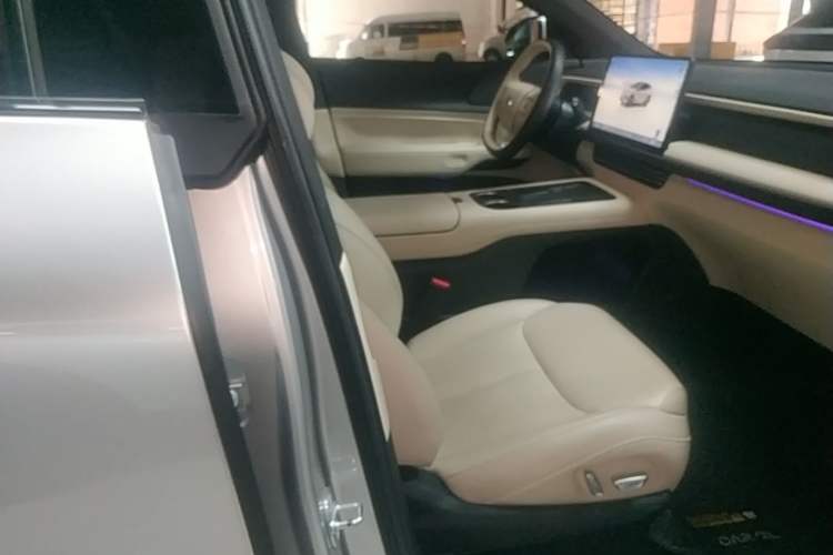 Used XPeng G6 2024 580 Long-Range Plus Right Front Seat