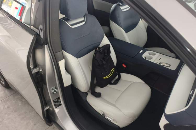 Used XPeng G6 2024 580 Long-Range Plus Right Front Seat