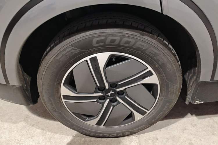 Used XPeng G6 2024 580 Long-Range Plus Right Rear Wheel Hub