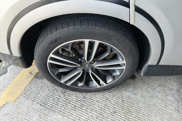 Used XPeng G6 2024 580 Long-Range Plus Right Rear Wheel Hub