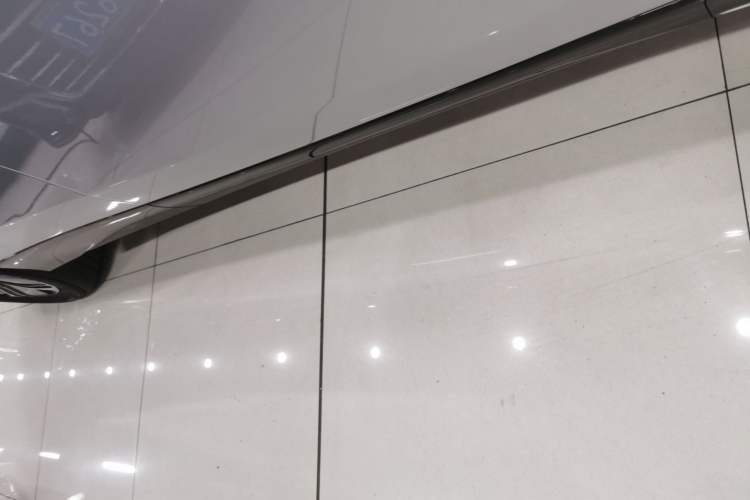 Used XPeng G6 2024 580 Long-Range Plus Right Side Sill