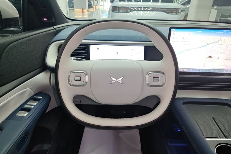 Used XPeng G6 2024 580 Long-Range Plus Steering Wheel