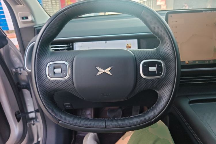 Used XPeng G6 2024 580 Long-Range Plus Steering Wheel