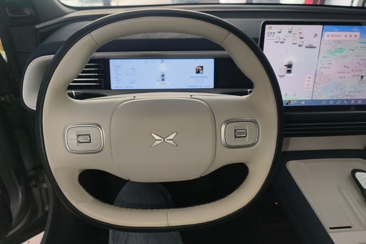 Used XPeng G6 2024 580 Long-Range Plus Steering Wheel