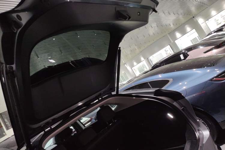 Used XPeng G6 2024 580 Long-Range Plus Trunk