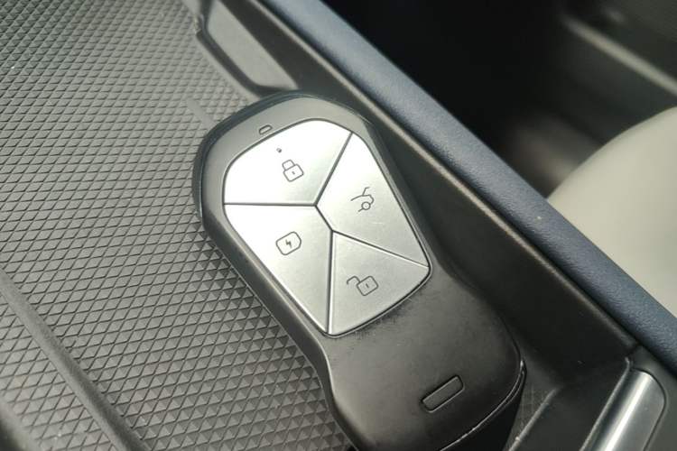 Used XPeng G6 2024 580 Long-Range Plus Vehicle Key