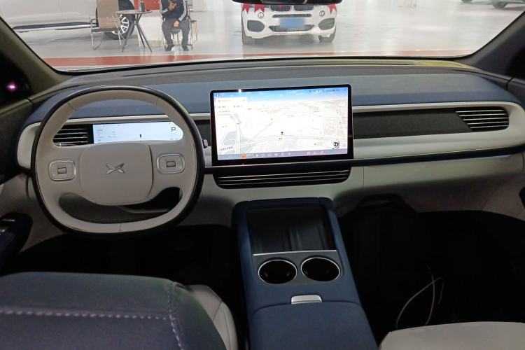 Used XPeng G6 2024 580 Long-Range Plus Center Console