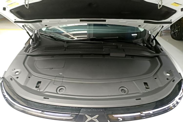 Used XPeng G6 2024 580 Long-Range Plus Engine Bay