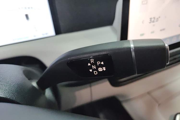 Used XPeng G6 2024 580 Long-Range Plus Gear Lever