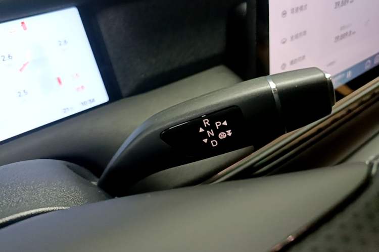 Used XPeng G6 2024 580 Long-Range Plus Gear Lever