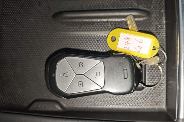 Used XPeng G6 2024 580 Long-Range Plus Interior 1