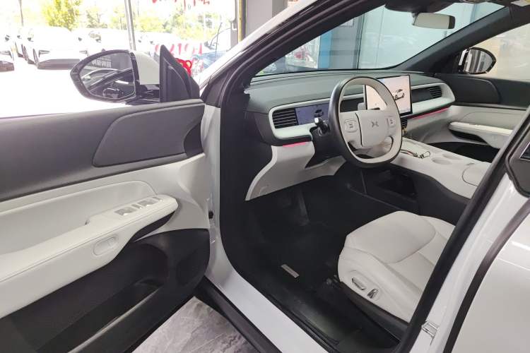 Used XPeng G6 2024 580 Long-Range Plus Interior 3
