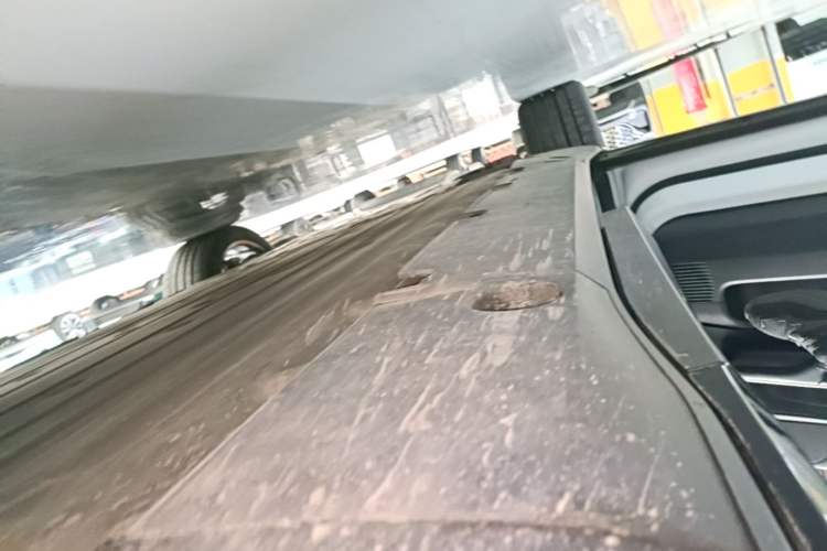 Used XPeng G6 2024 580 Long-Range Plus Left Side Sill