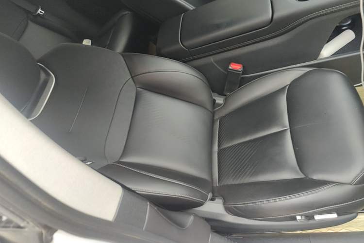Used XPeng G6 2024 580 Long-Range Plus Right Front Seat
