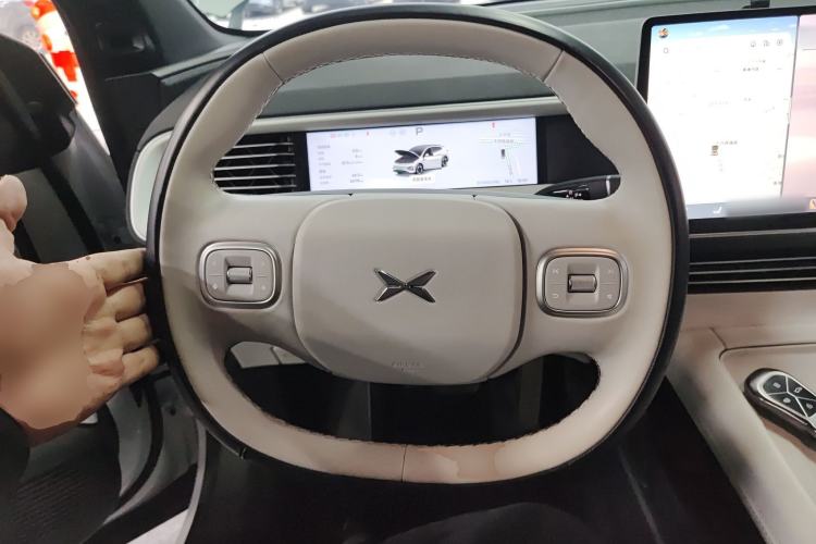 Used XPeng G6 2024 580 Long-Range Plus Steering Wheel