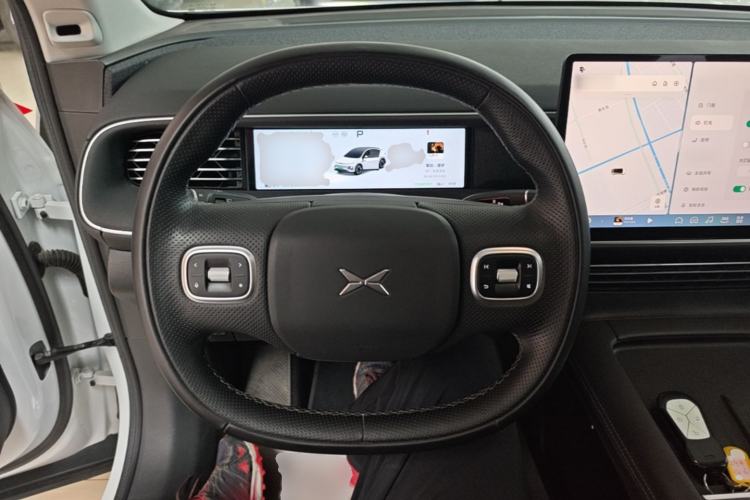 Used XPeng G6 2024 580 Long-Range Plus Steering Wheel