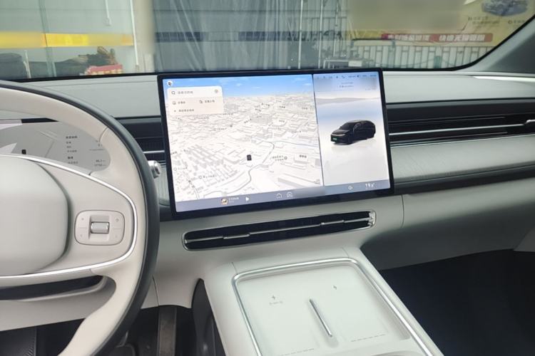 Used XPeng G6 2025 625 Long-Range Max Tech Edition Center Console
