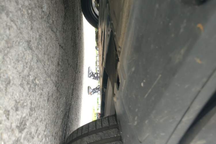 Used XPeng G6 2025 625 Long-Range Max Flagship Edition Chassis Front Right