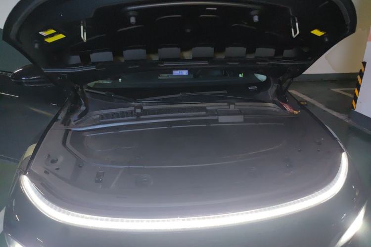Used XPeng G6 2025 625 Long-Range Max Tech Edition Engine Bay