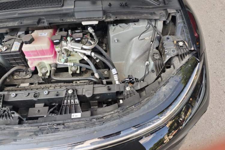 Used XPeng G6 2025 625 Long-Range Max Flagship Edition Engine Bay Left