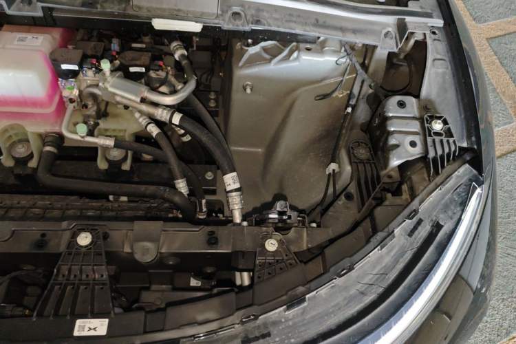 Used XPeng G6 2025 625 Long-Range Max Tech Edition Engine Bay Left