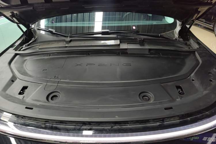 Used XPeng G6 2025 725 Ultra-Long Range Max Flagship Edition Engine Bay
