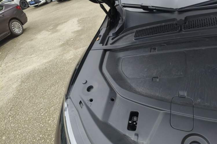 Used XPeng G6 2025 625 Long-Range Max Flagship Edition Engine Bay Right