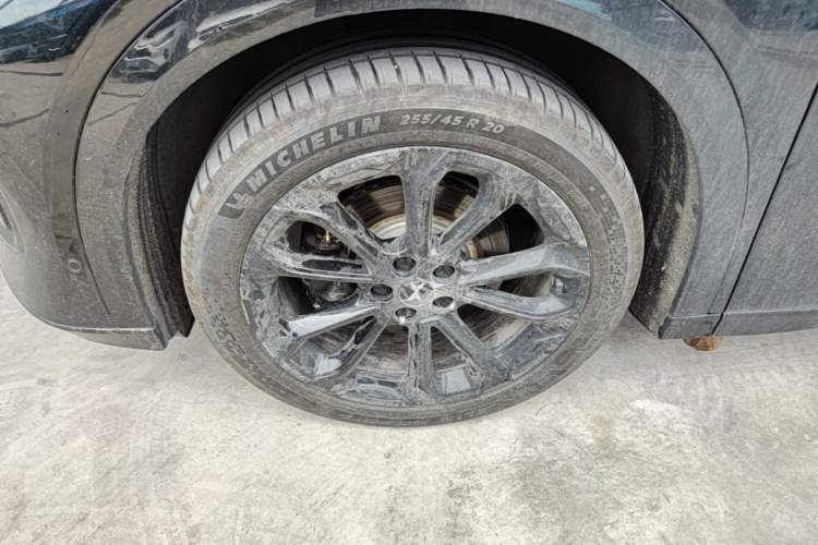 Used XPeng G6 2025 625 Long-Range Max Flagship Edition Exterior 4