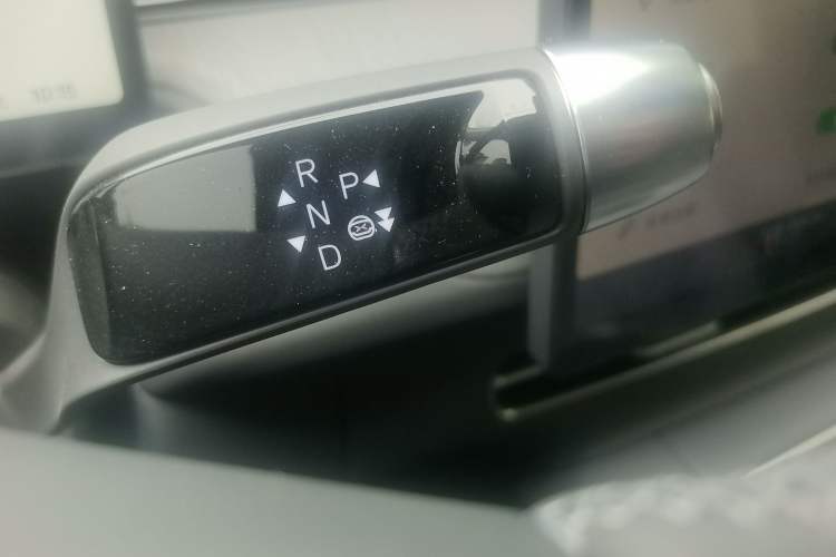 Used XPeng G6 2025 625 Long-Range Max Tech Edition Gear Lever