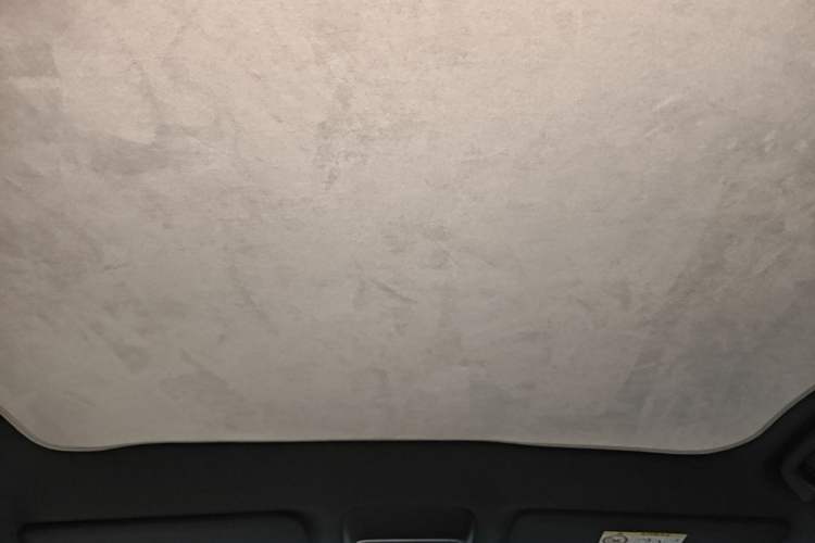 Used XPeng G6 2025 625 Long-Range Max Tech Edition Headliner