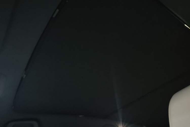 Used XPeng G6 2025 625 Long-Range Max Tech Edition Headliner