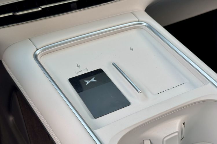 Used XPeng G6 2025 625 Long-Range Max Tech Edition Interior 6