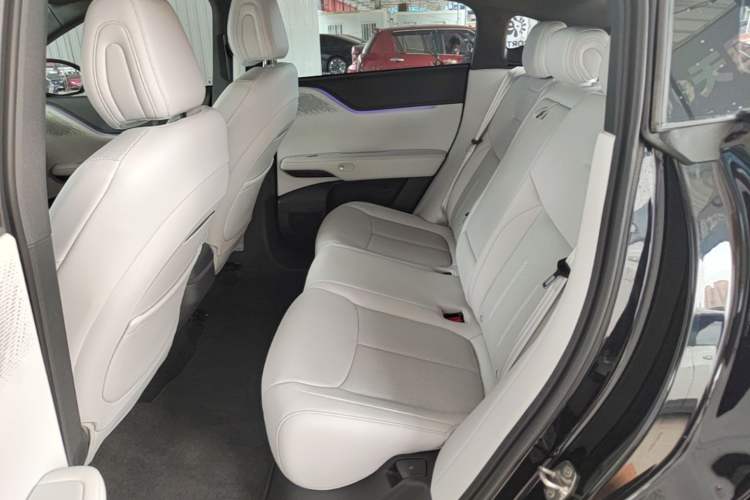 Used XPeng G6 2025 625 Long-Range Max Tech Edition Left Rear Seat
