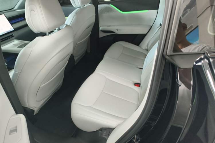 Used XPeng G6 2025 625 Long-Range Max Flagship Edition Left Rear Seat