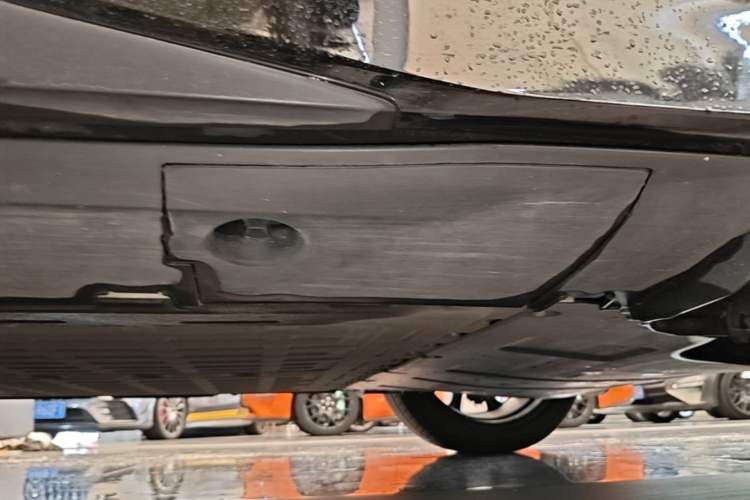 Used XPeng G6 2025 625 Long-Range Max Tech Edition Left Side Sill