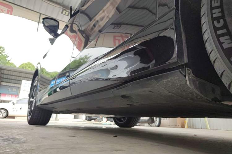 Used XPeng G6 2025 625 Long-Range Max Tech Edition Left Side Sill
