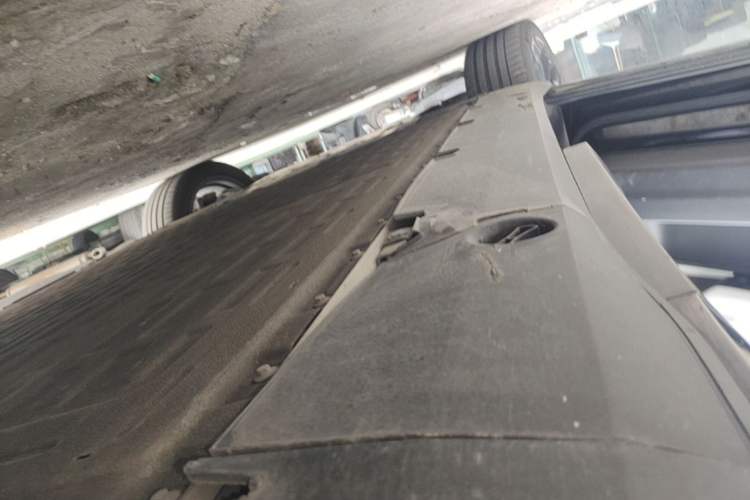Used XPeng G6 2025 625 Long-Range Max Tech Edition Left Side Sill