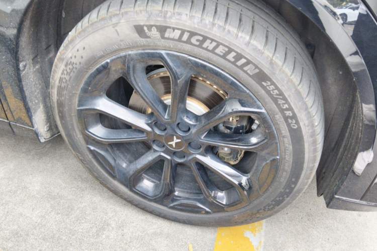 Used XPeng G6 2025 625 Long-Range Max Tech Edition Right Front Wheel Hub