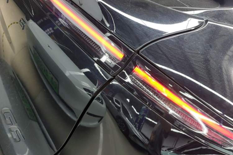 Used XPeng G6 2025 725 Ultra-Long Range Max Flagship Edition Right Rear Taillight