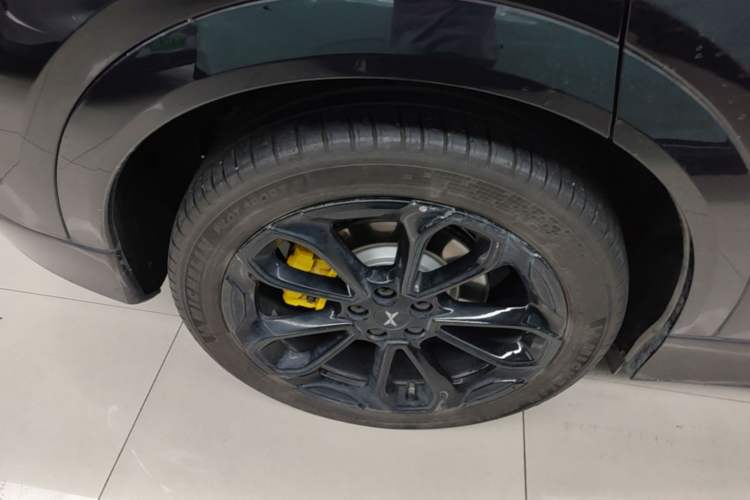 Used XPeng G6 2025 725 Ultra-Long Range Max Flagship Edition Right Rear Wheel Hub