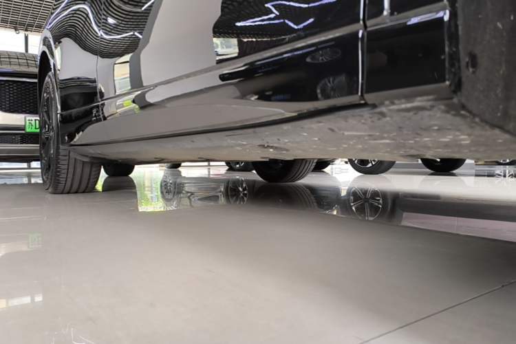 Used XPeng G6 2025 625 Long-Range Max Tech Edition Right Side Sill