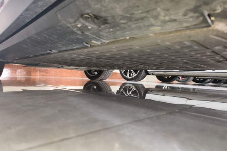 Used XPeng G6 2025 625 Long-Range Max Flagship Edition Right Side Sill