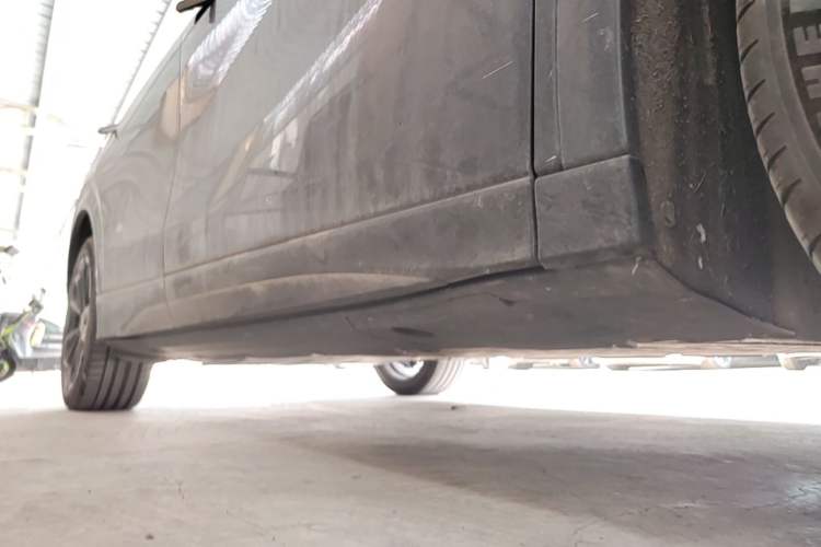 Used XPeng G6 2025 625 Long-Range Max Flagship Edition Right Side Sill