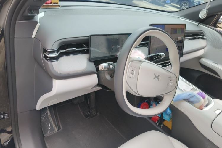 Used XPeng G6 2025 625 Long-Range Max Flagship Edition Steering Wheel