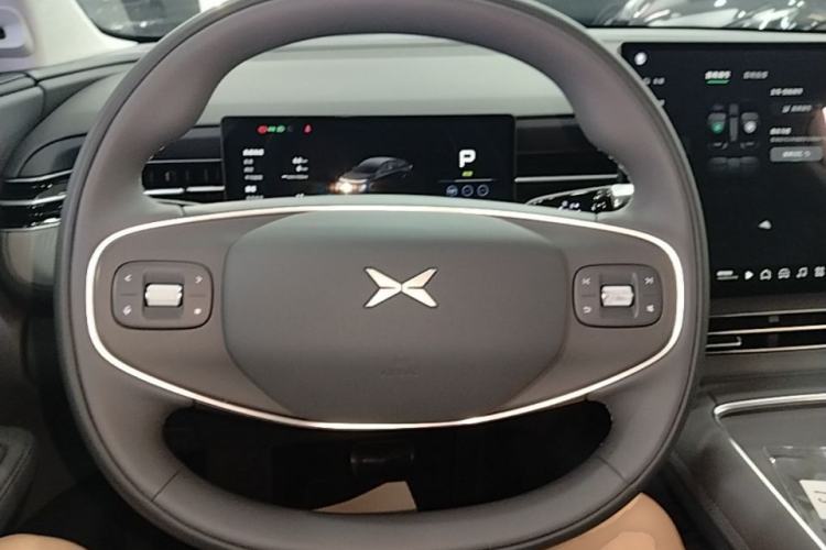 Used XPeng G6 2025 625 Long-Range Max Flagship Edition Steering Wheel