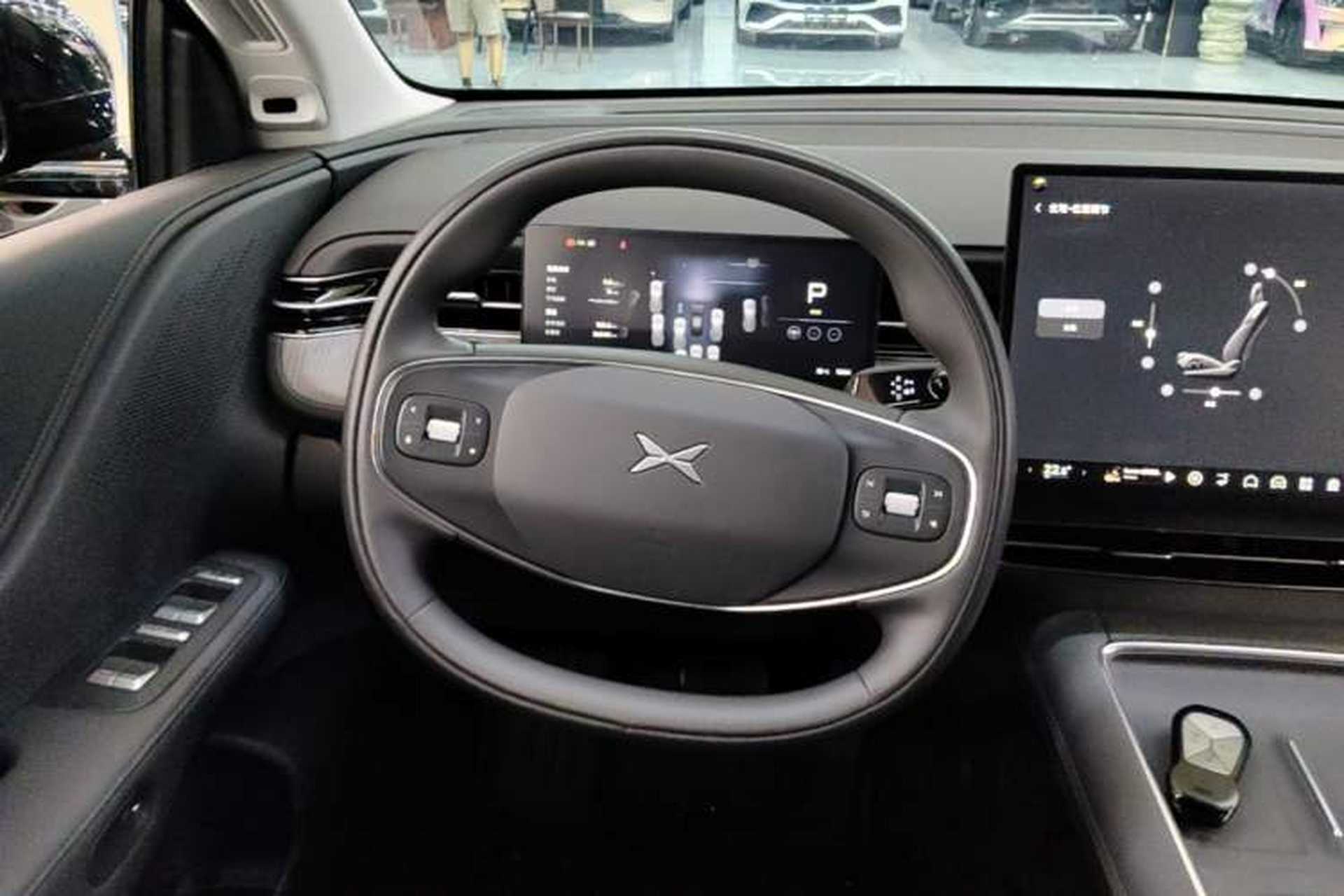 Used XPeng G6 2025 625 Long-Range Max Tech Edition Steering Wheel