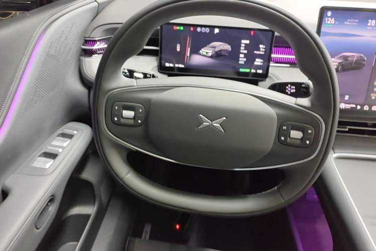 Used XPeng G6 2025 725 Ultra-Long Range Max Flagship Edition Steering Wheel